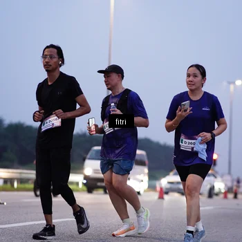 Runner Photo 7447273