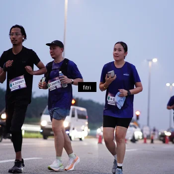 Runner Photo 7447277