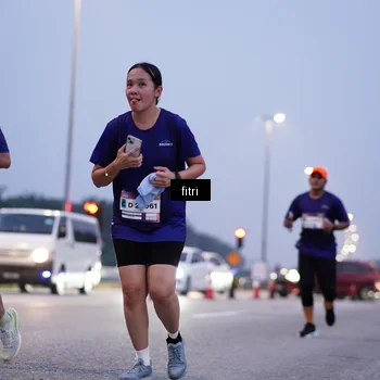 Runner Photo 7447281