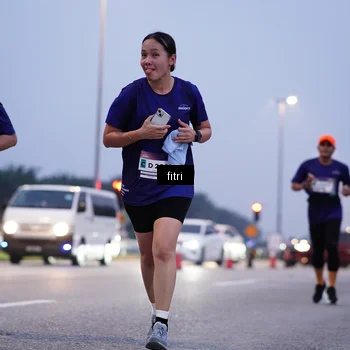 Runner Photo 7447285