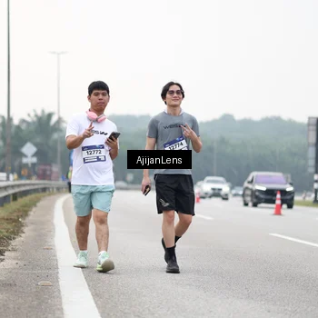 Runner Photo 7447289
