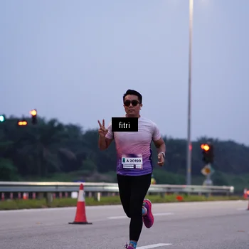 Runner Photo 7447323