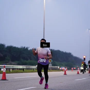 Runner Photo 7447336