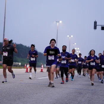 Runner Photo 7447337