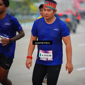 Runner Photo 7447346