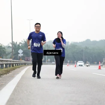 Runner Photo 7447365