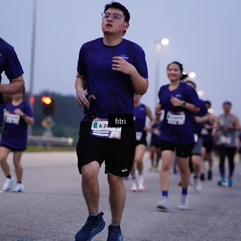 Runner Photo 7447436