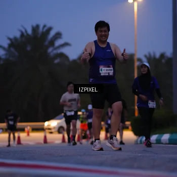 Runner Photo 7447441