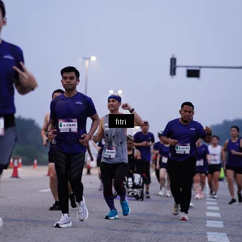 Runner Photo 7447460
