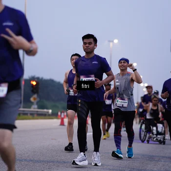 Runner Photo 7447471