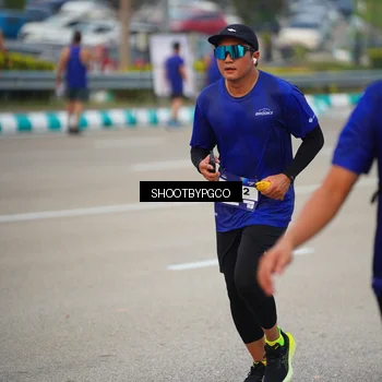 Runner Photo 7447476
