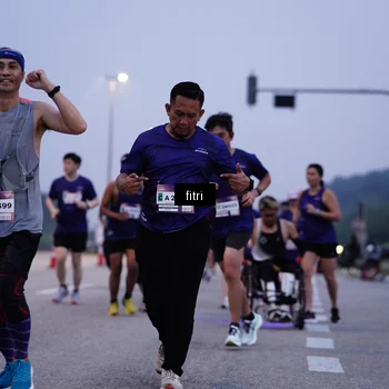 Runner Photo 7447501