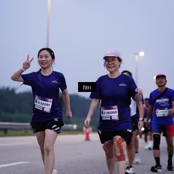 Runner Photo 7447554