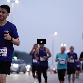 Runner Photo 7447572