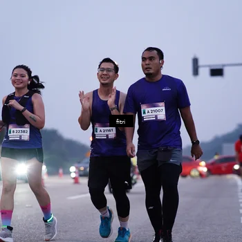 Runner Photo 7447635