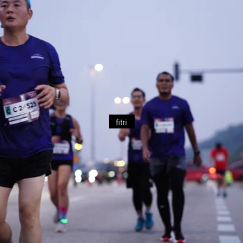 Runner Photo 7447649