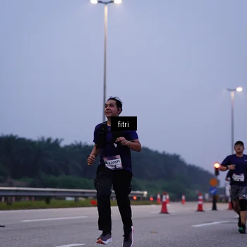 Runner Photo 7447687