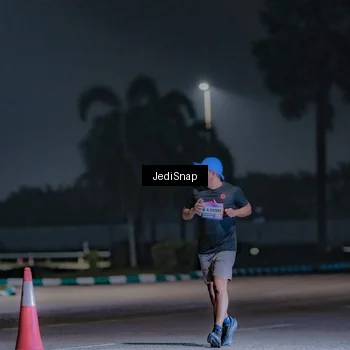 Runner Photo 7447688