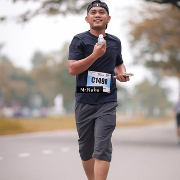 Runner Photo 7447694