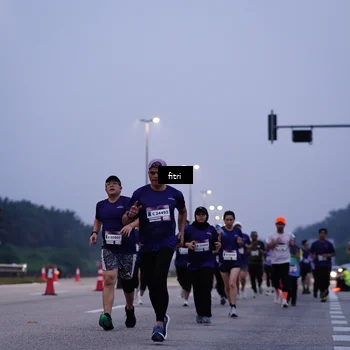 Runner Photo 7447703