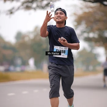 Runner Photo 7447720