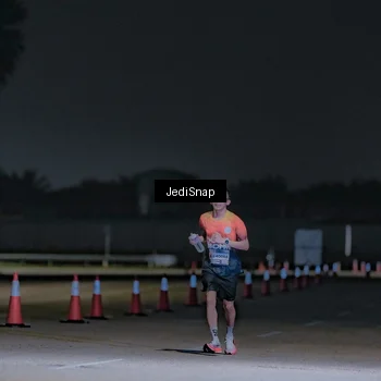 Runner Photo 7447750