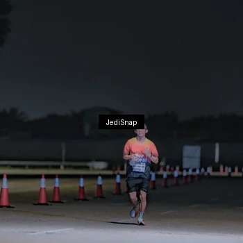 Runner Photo 7447754