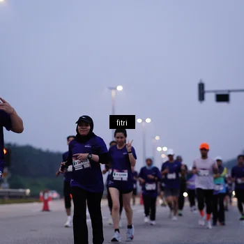 Runner Photo 7447755