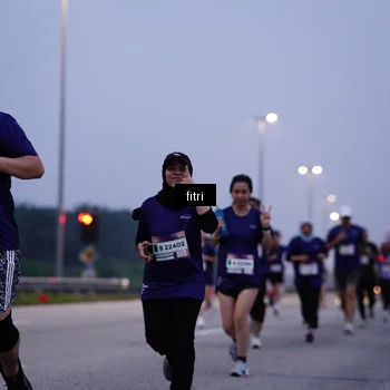 Runner Photo 7447757