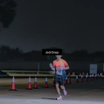 Runner Photo 7447765