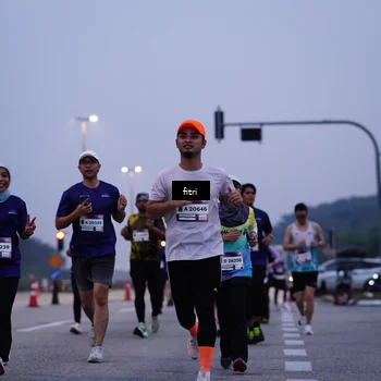 Runner Photo 7447809