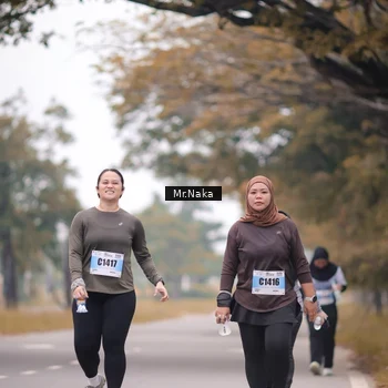 Runner Photo 7447811