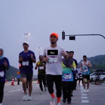 Runner Photo 7447812