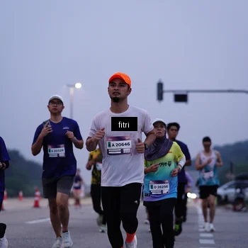 Runner Photo 7447818
