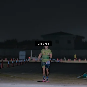 Runner Photo 7447833