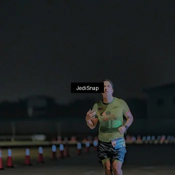 Runner Photo 7447898