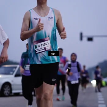 Runner Photo 7447904
