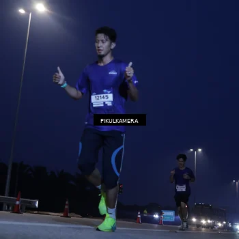Runner Photo 7447910