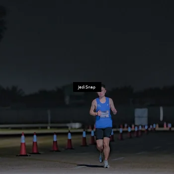 Runner Photo 7447923