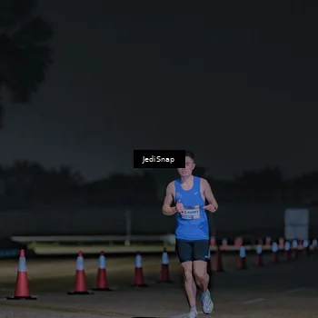 Runner Photo 7447925