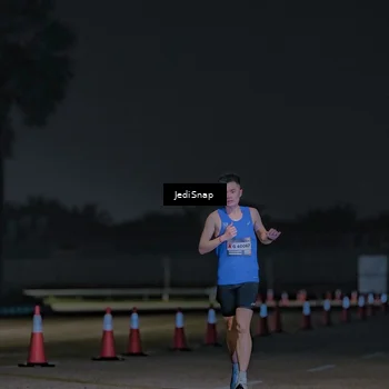 Runner Photo 7447933