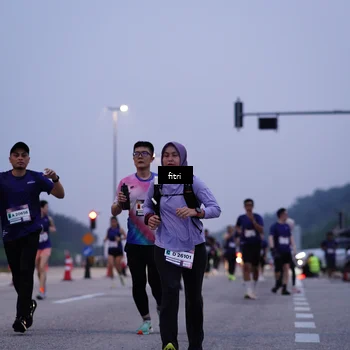 Runner Photo 7447936