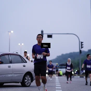 Runner Photo 7447941