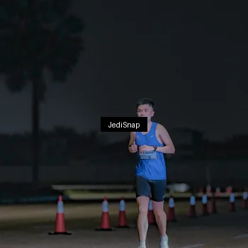 Runner Photo 7447946