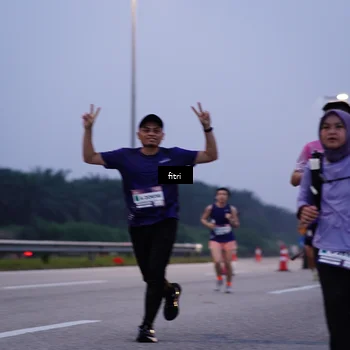 Runner Photo 7447956