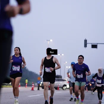Runner Photo 7447977