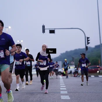 Runner Photo 7447980