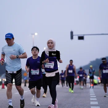 Runner Photo 7448006