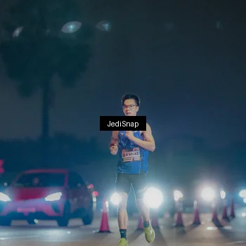 Runner Photo 7448011