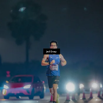 Runner Photo 7448031